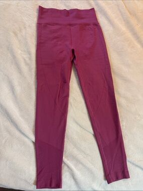 Womans High-Waist Active Leggings - Berry. Scrunchy booty seam.